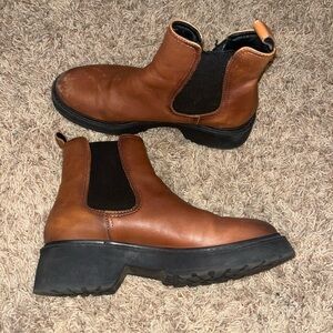 Steve Madden Brown Chelsea Boot
